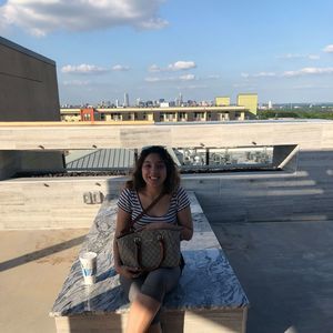 Meet your Posher, Adriana